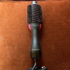 Revlon Salon One-Step Hair Dryer and Volumizer Hot Air Brush Black Pink Used